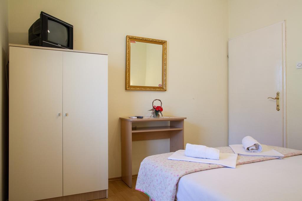 Apartments & Rooms Jelka Kotor Eksteriør billede
