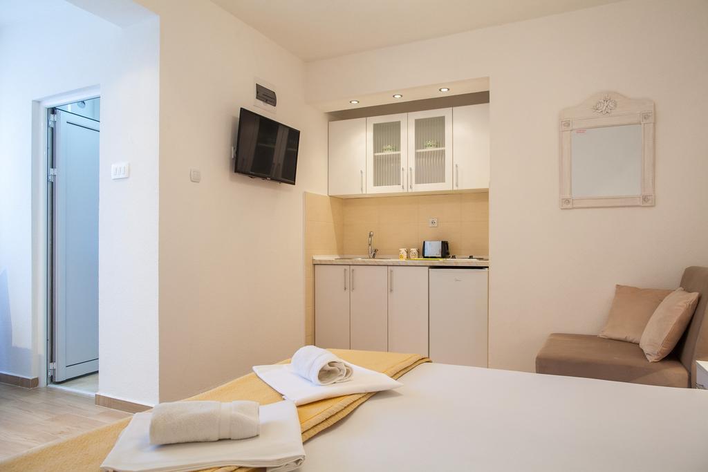 Apartments & Rooms Jelka Kotor Eksteriør billede