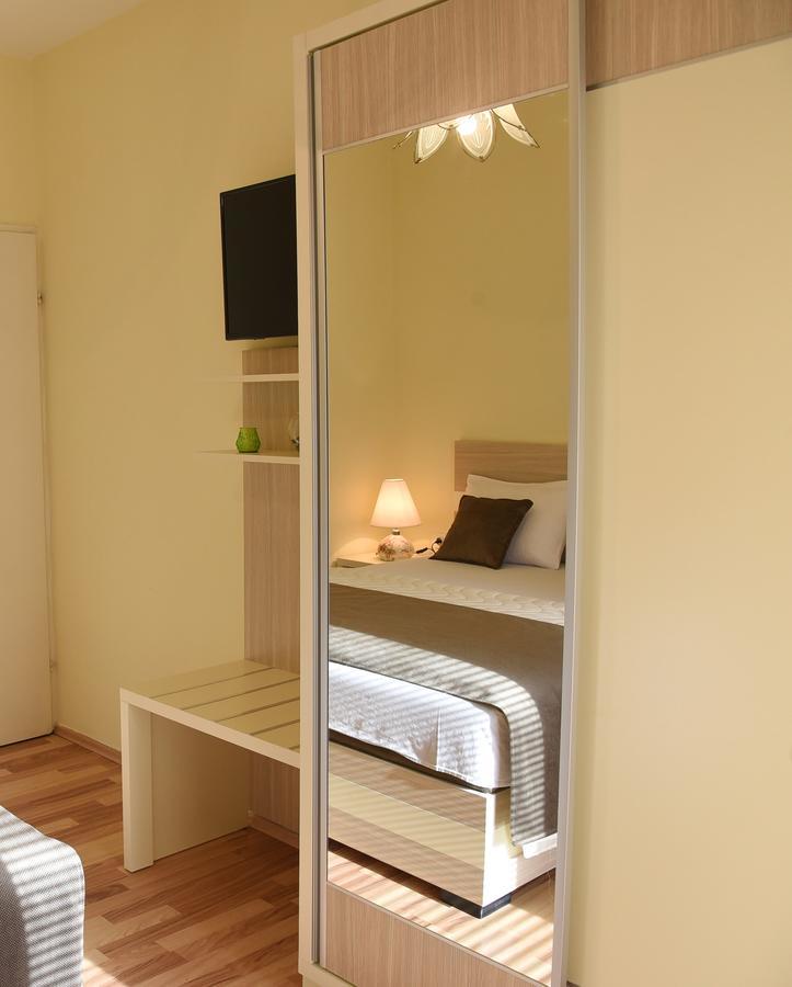 Apartments & Rooms Jelka Kotor Eksteriør billede